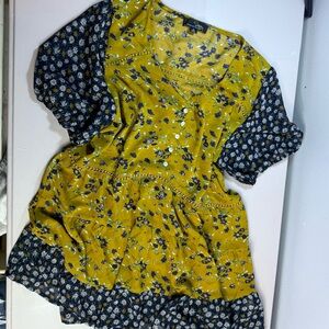 Suzanne Betro BoHo cottagecore Yellow and‎ Blue Floral Mini Dress